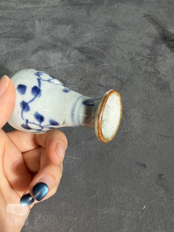 清早期青花花卉纹小瓶一组两件 - 图18
